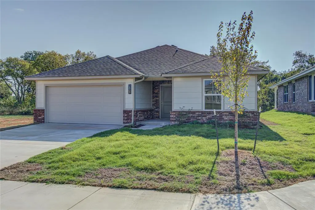 2809 Scissortail Boulevard, Chickasha, OK 73018 - Image #1