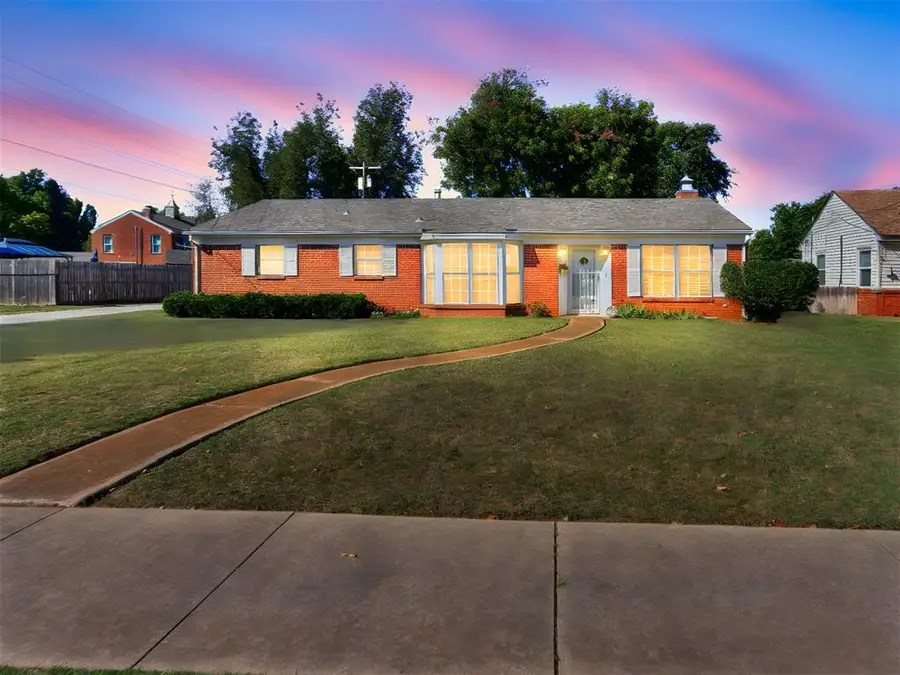 804 S 12th Street, Chickasha, OK 73018 - Image #2