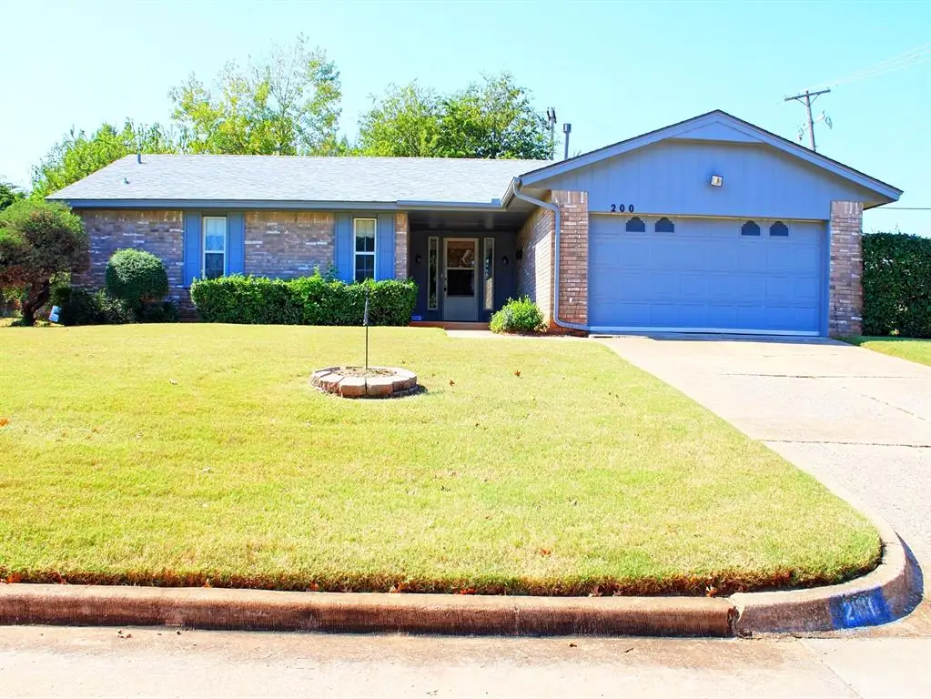 200 NE 61st Street, Oklahoma City, OK 73105 - Image #1