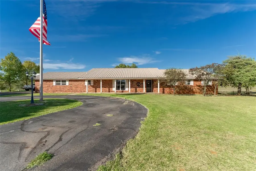22609 E 1000 Road, Arapaho, OK 73620 - Image #2
