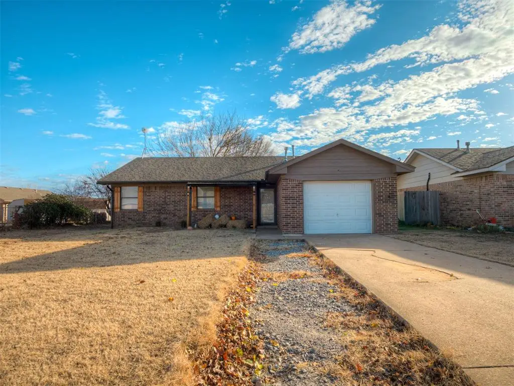 2505 S 34th Street, Chickasha, OK 73018 - #1