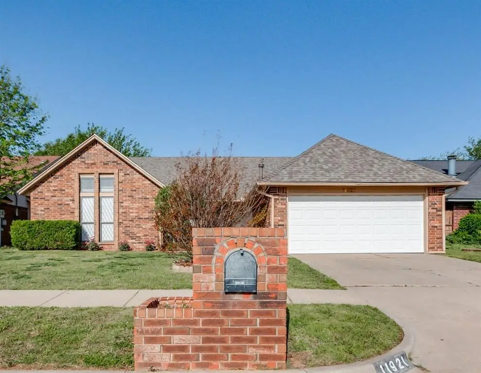 11921 Blue Moon Avenue, Oklahoma City, OK 73162 - Image #1
