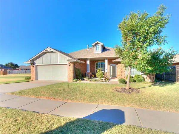 18313 Summer Grove Avenue, Edmond, OK 73012