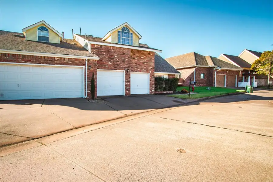 9014 N Timberview Drive, Midwest City, OK 73130 - Image #2
