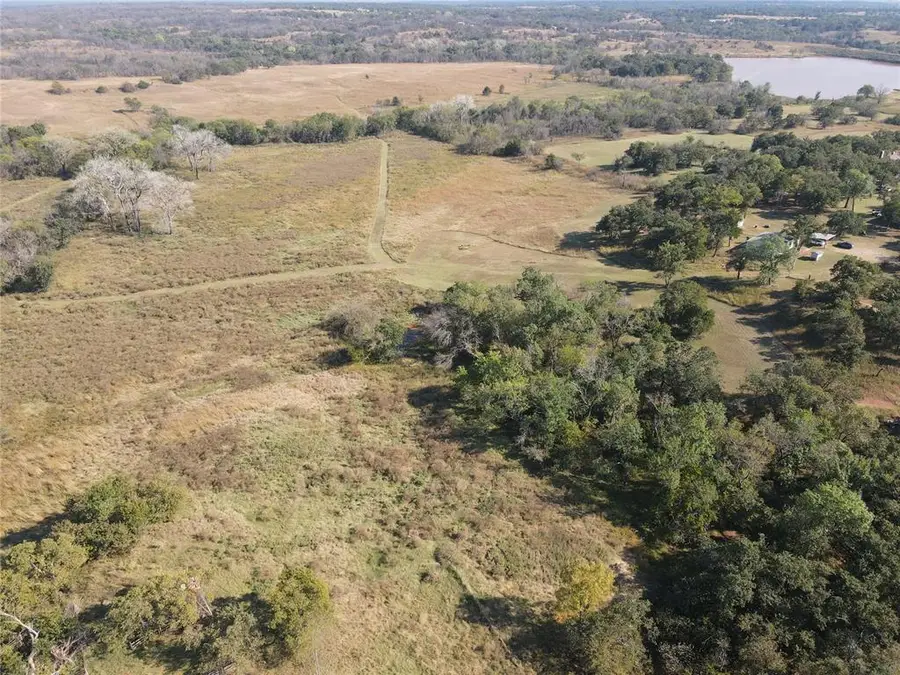 10770 S Henney Road, Meridian, OK 73058 - Image #2