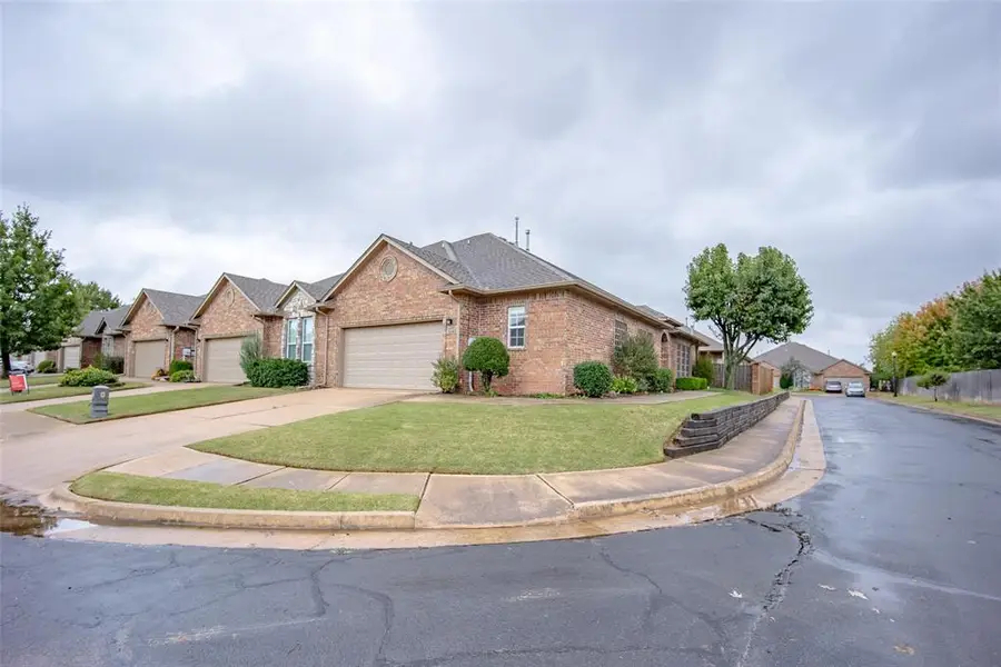 1640 Laurel Place, Edmond, OK 73003 - #2