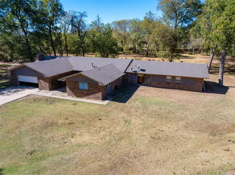 13804 Coker Road, Shawnee, OK 74804 - Image #2