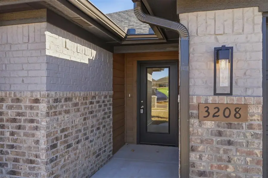 3208 Pagoda Pead Drive, Yukon, OK 73099 - Image #3