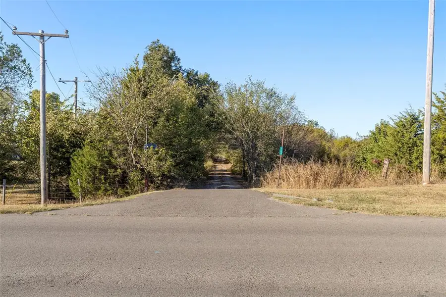 5601 E Etowah Road, Noble, OK 73068 - Image #3