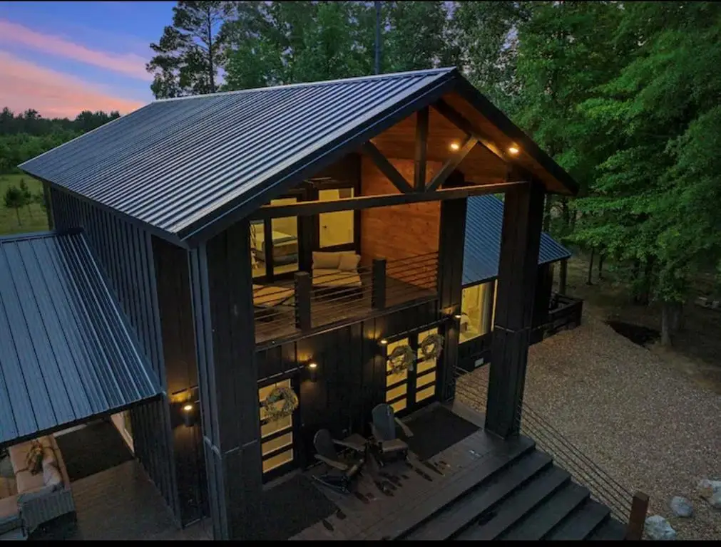 315 White Fox Lane, Broken Bow, OK 74728 - Image #1