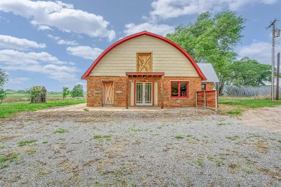 22676 Route 66, Clinton, OK 73601 - Image #2