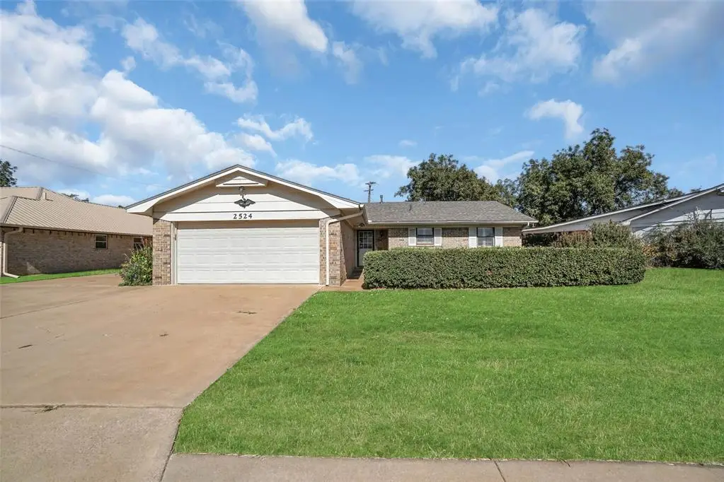 2524 N Robin Street, Altus, OK 73521 - Image #1