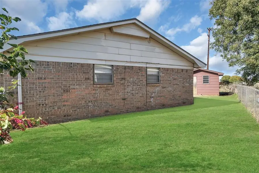 2524 N Robin Street, Altus, OK 73521 - Image #3