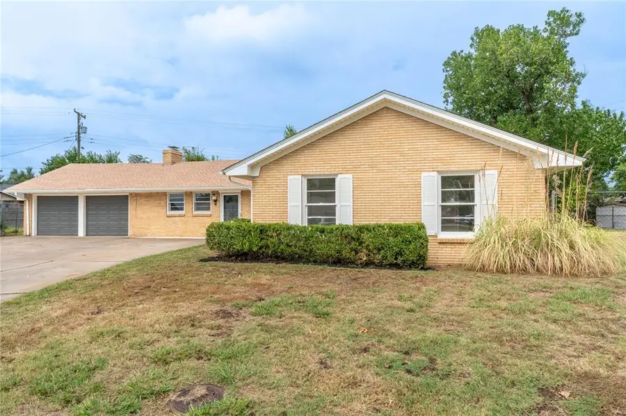 9412 Britton Circle, Oklahoma City, OK 73120 - Image #3