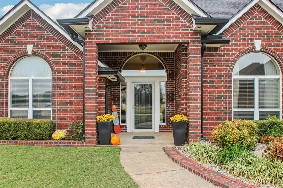 10117 Millspaugh Way, Yukon, OK 73099 - Image #3