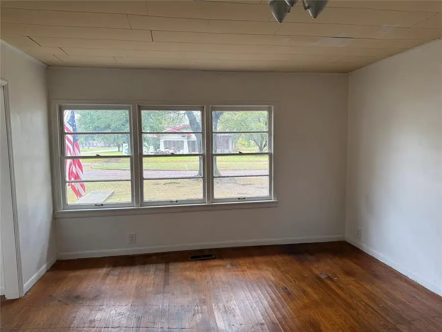 300 E Broadway Street, Wetumka, OK 74883 - Image #3