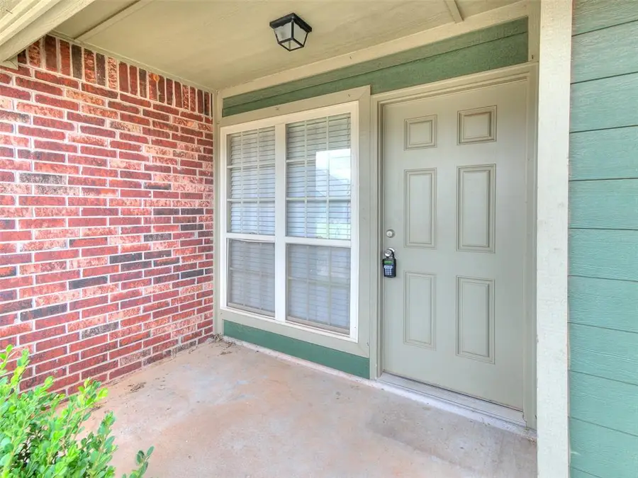 916 SW 92nd Street, Oklahoma City, OK 73139 - Image #2