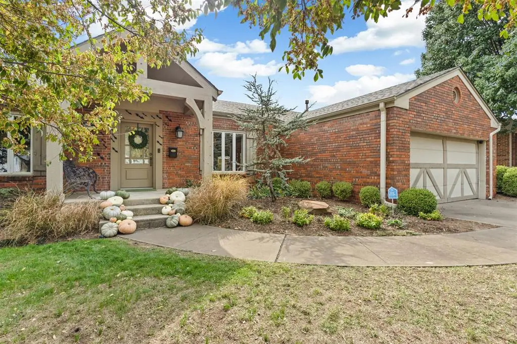 1120 Park Manor Street, Nichols Hills, OK 73116 - #1
