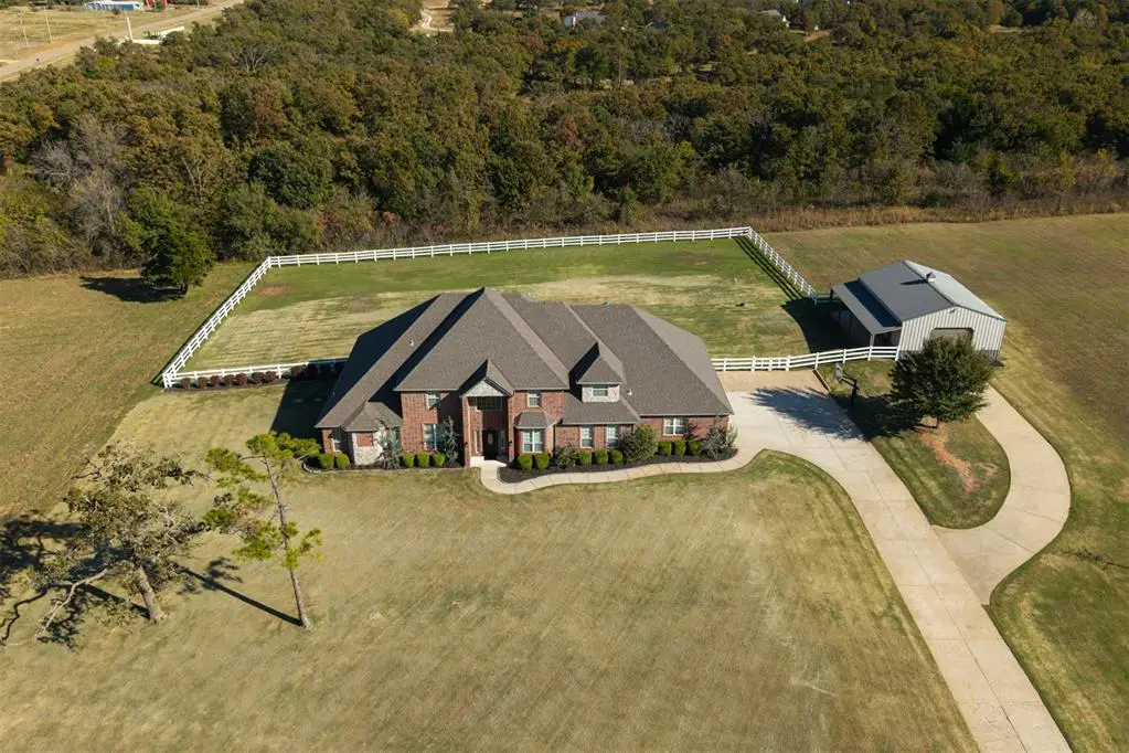 9340 Bear Creek Road, Guthrie, OK 73044 - Image #1