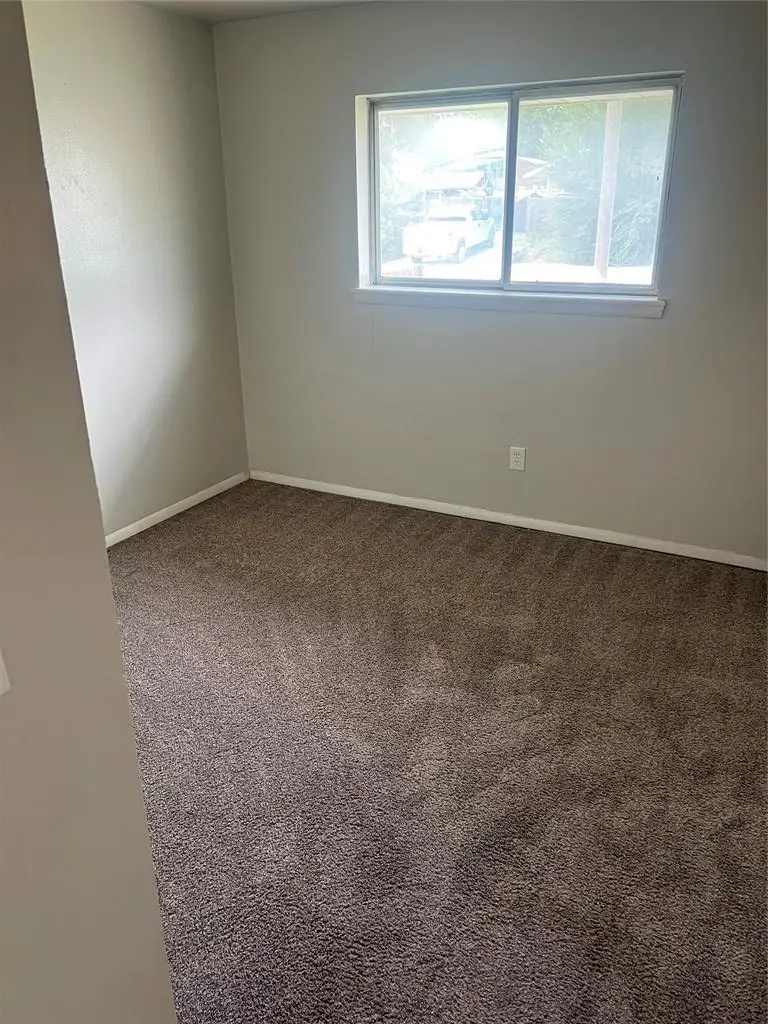 2812 N Peniel Avenue, Oklahoma City, OK 73127 - Image #3