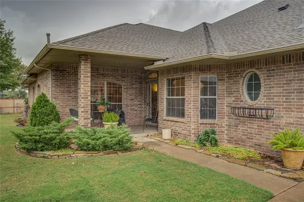 1800 NW 160th Place, Edmond, OK 73013