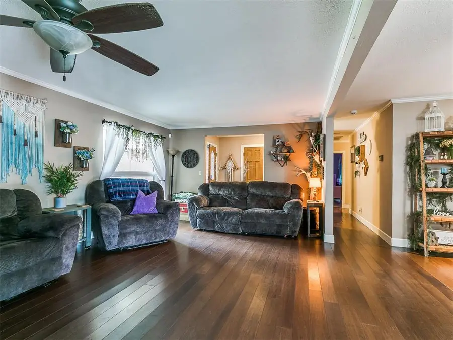 107 Rosewood Drive, Chickasha, OK 73018 - Image #3