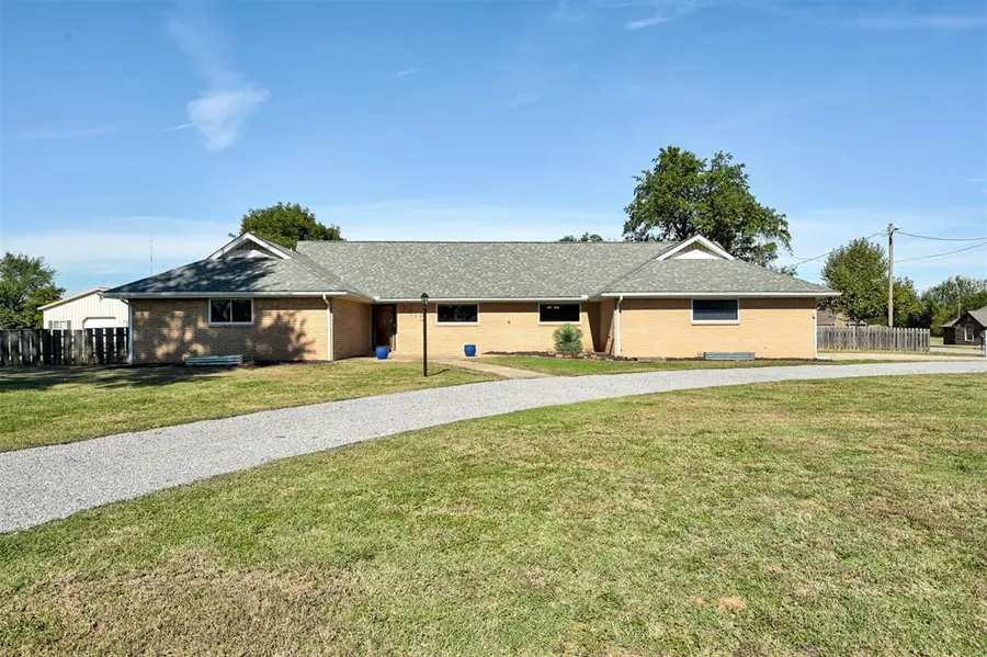 2415 NE 98th Street, Oklahoma City, OK 73131 - Image #2