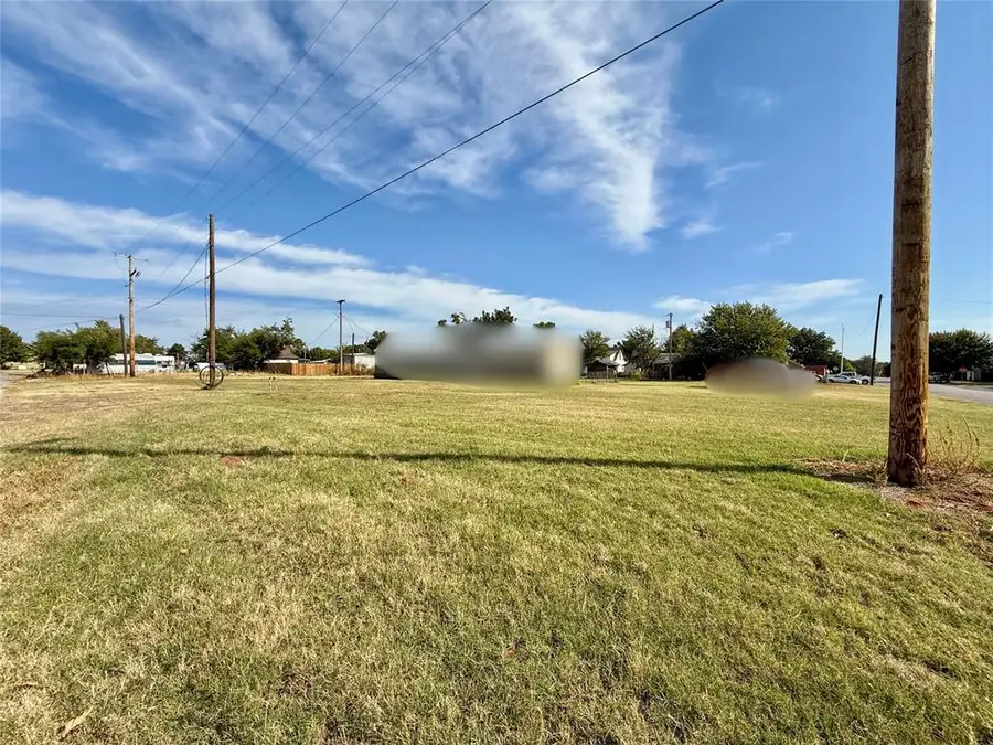 233 W 6th Street, Hydro, OK 73048 - Image #2
