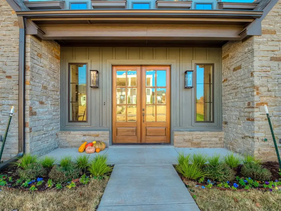 448 Old Creek Road, Edmond, OK 73034 - Image #3