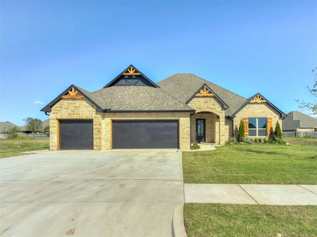 1925 SW 40th Street, Moore, OK 73160 - Image #1
