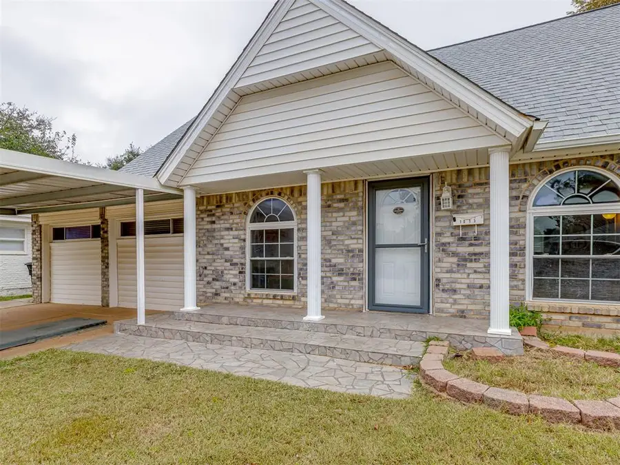 1013 NW 6th Street, Moore, OK 73160 - Image #3