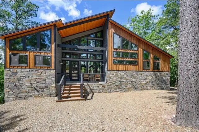 413 W Eagle Mountain Trail, Broken Bow, OK 74728 - Image #3