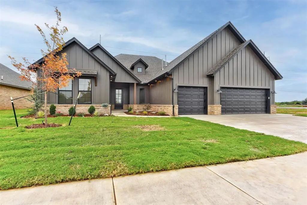 9304 NW 79th Terrace, Yukon, OK 73099 - #1