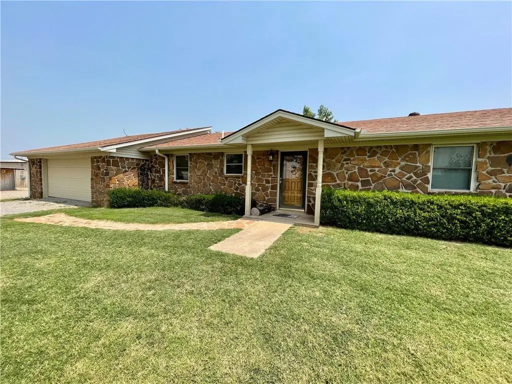 3595 Highway 81, Ninnekah, OK 73067 - Image #1