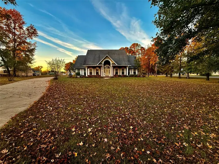 302 W Airport Road, Broken Bow, OK 74728 - Image #2