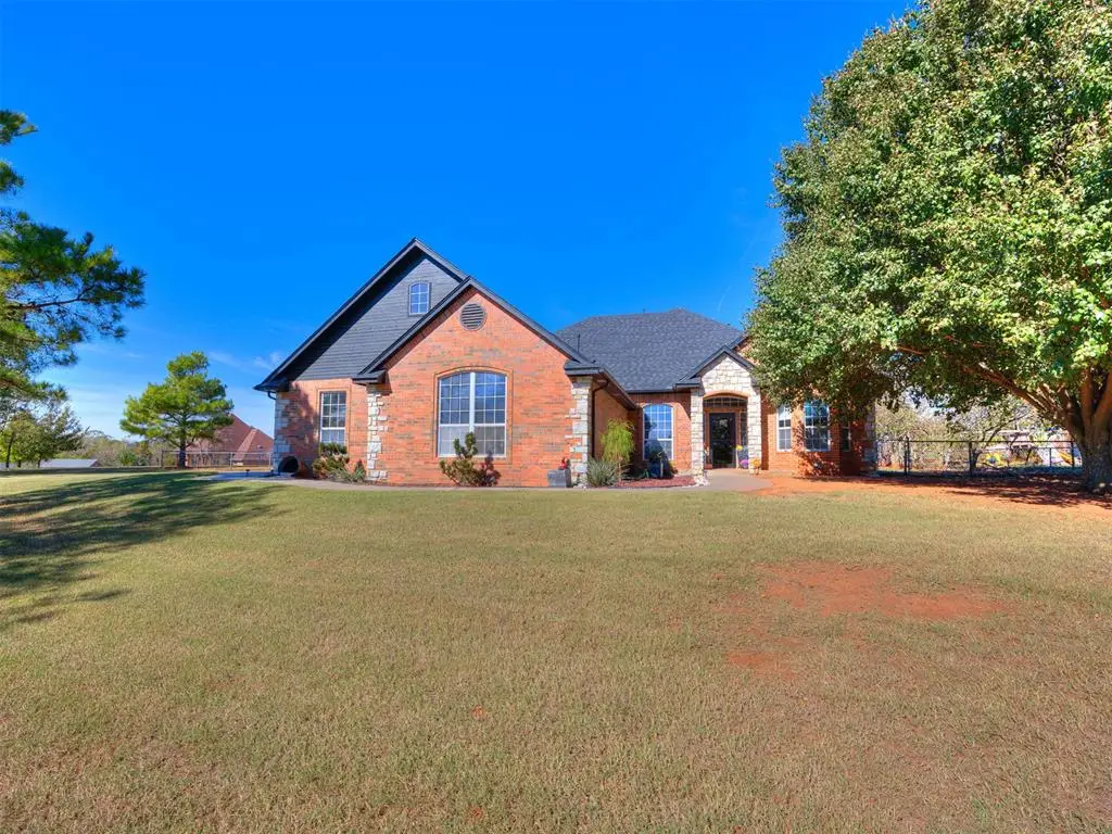 11401 SW 101st Street, Mustang, OK 73064 - #1