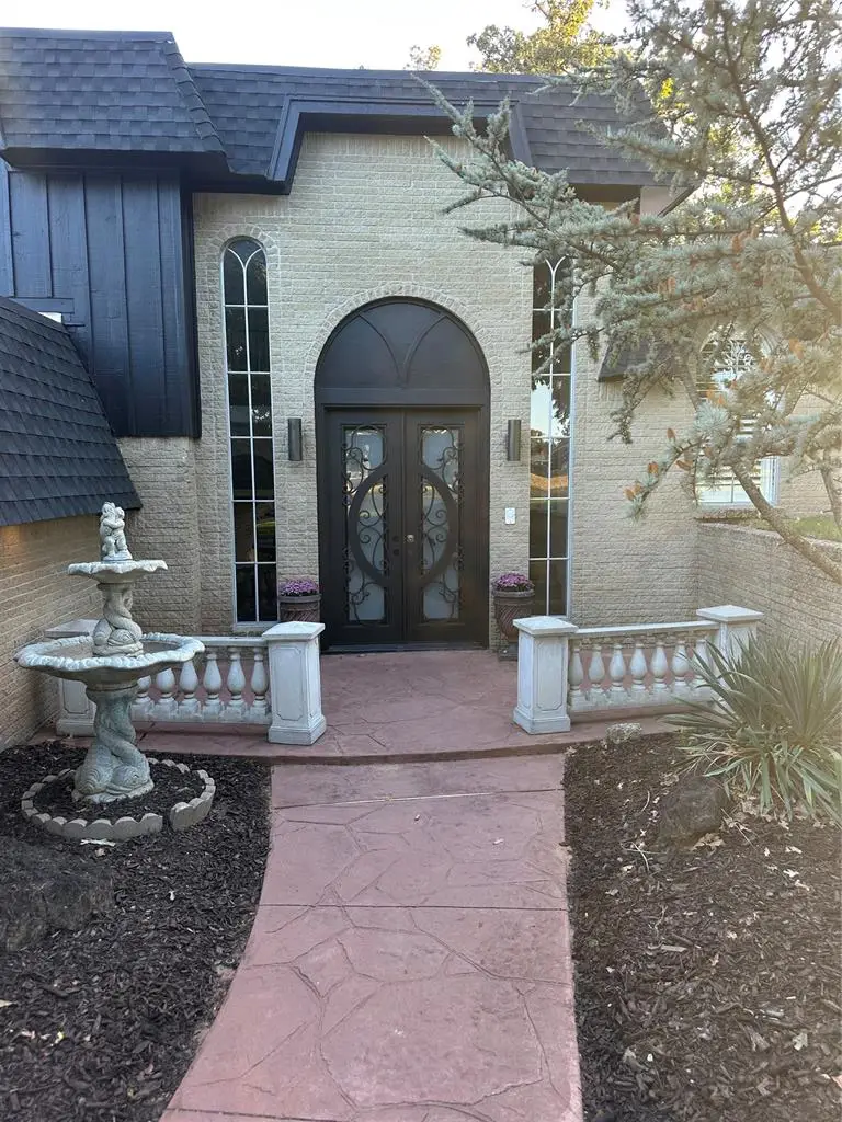 8028 Golden Oaks Road, Oklahoma City, OK 73127 - Image #2