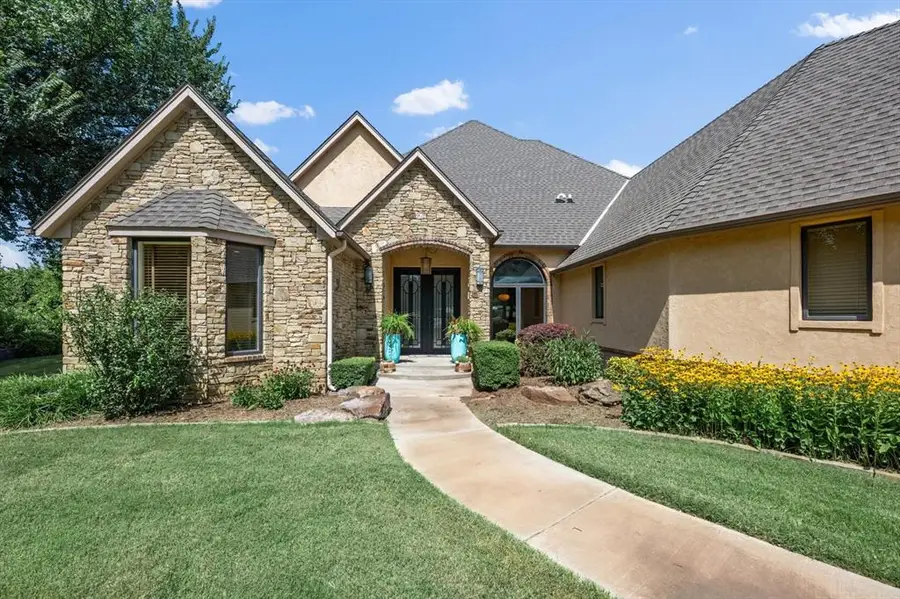 750 Stone Bridge, Edmond, OK 73034 - Image #2