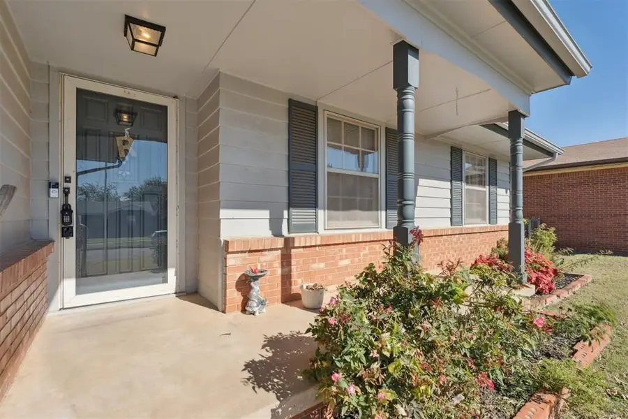 417 W Douglas Drive, Midwest City, OK 73110 - Image #3