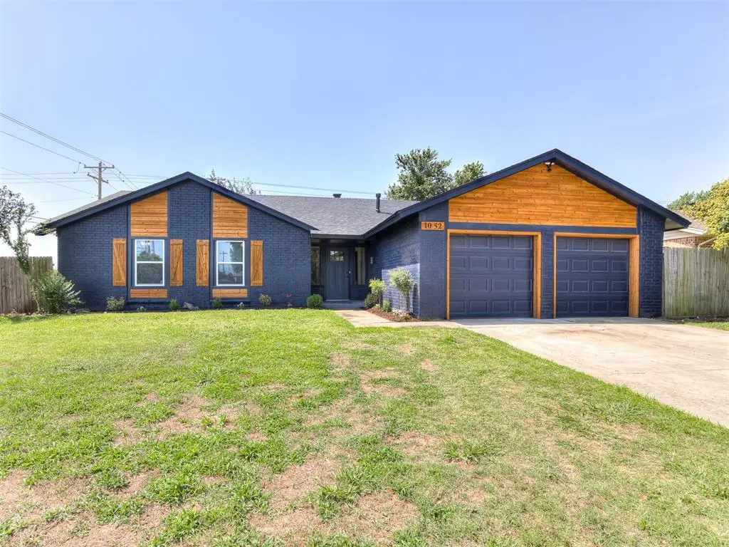 1052 Royal Lane, Yukon, OK 73099 - #1