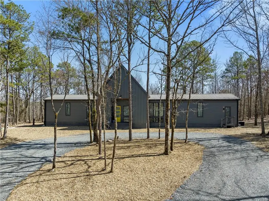 700 Woodland Bluff Trail, Broken Bow, OK 74728 - Image #2