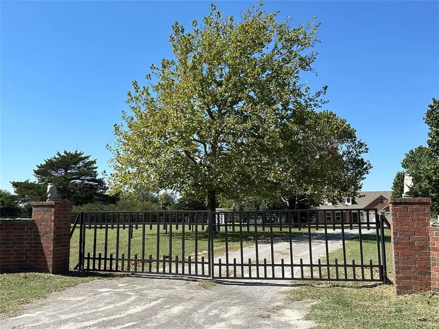 3570 S Ladd Avenue, Goldsby, OK 73093 - Image #3