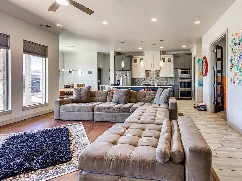 4740 Hillcrest Lane, Edmond, OK 73025 - Image #1