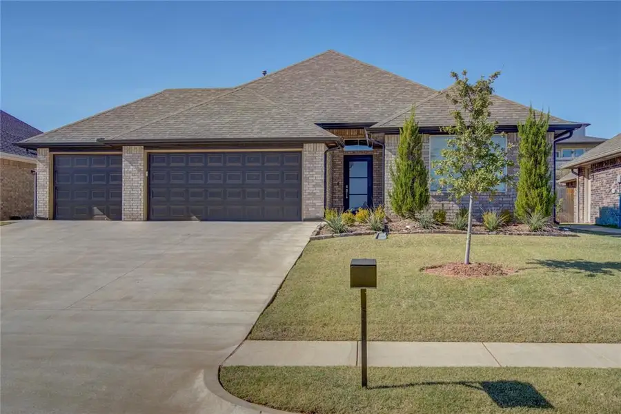 2133 Santa Monica Street, Edmond, OK 73034 - Image #3