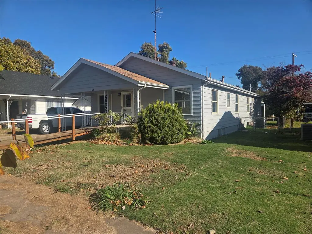 128 N Cherry Street, Pauls Valley, OK 73075 - Image #1