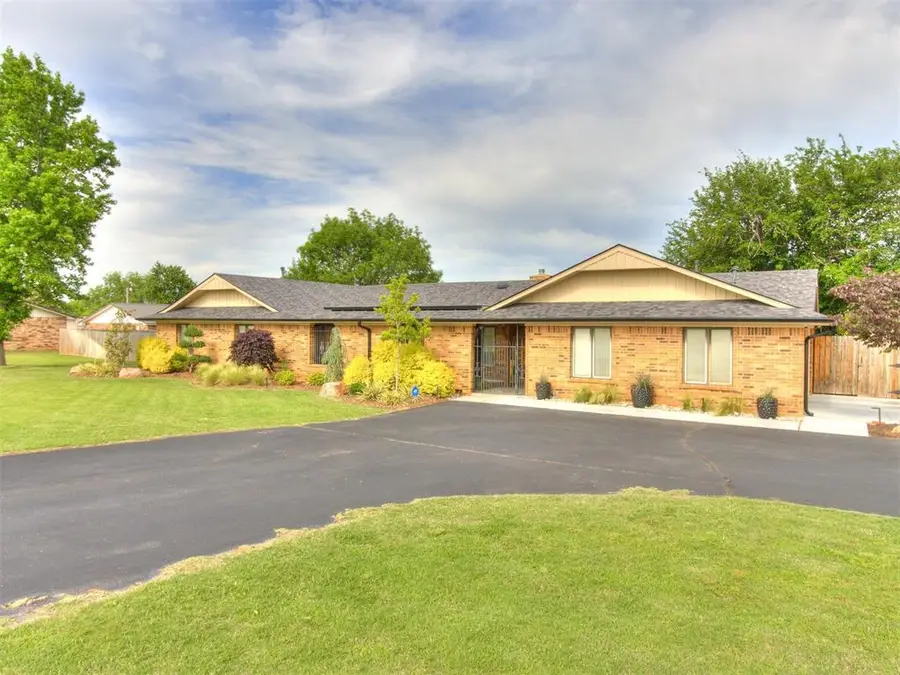1509 S 29th Street, Chickasha, OK 73018 - Image #2