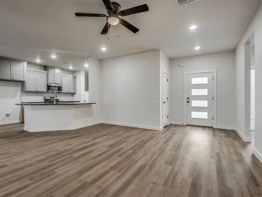 8329 NW 163rd Terrace, Edmond, OK 73013 - Image #2