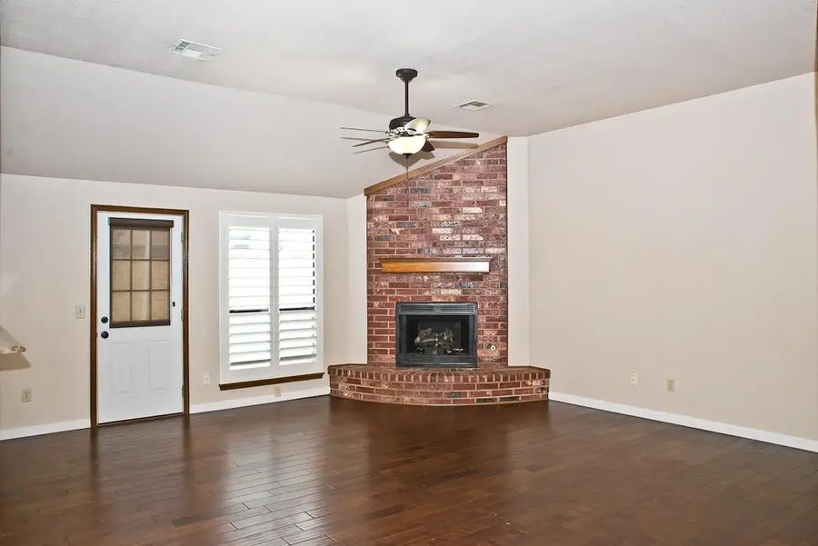608 Coopers Hawk Drive, Norman, OK 73072 - Image #3