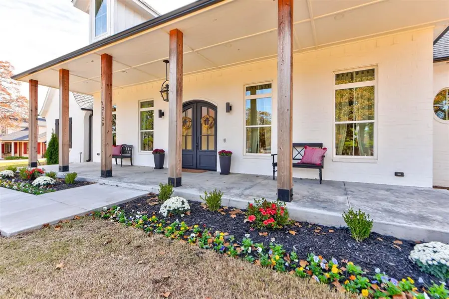 12120 Eastwood Drive, Choctaw, OK 73020 - Image #2