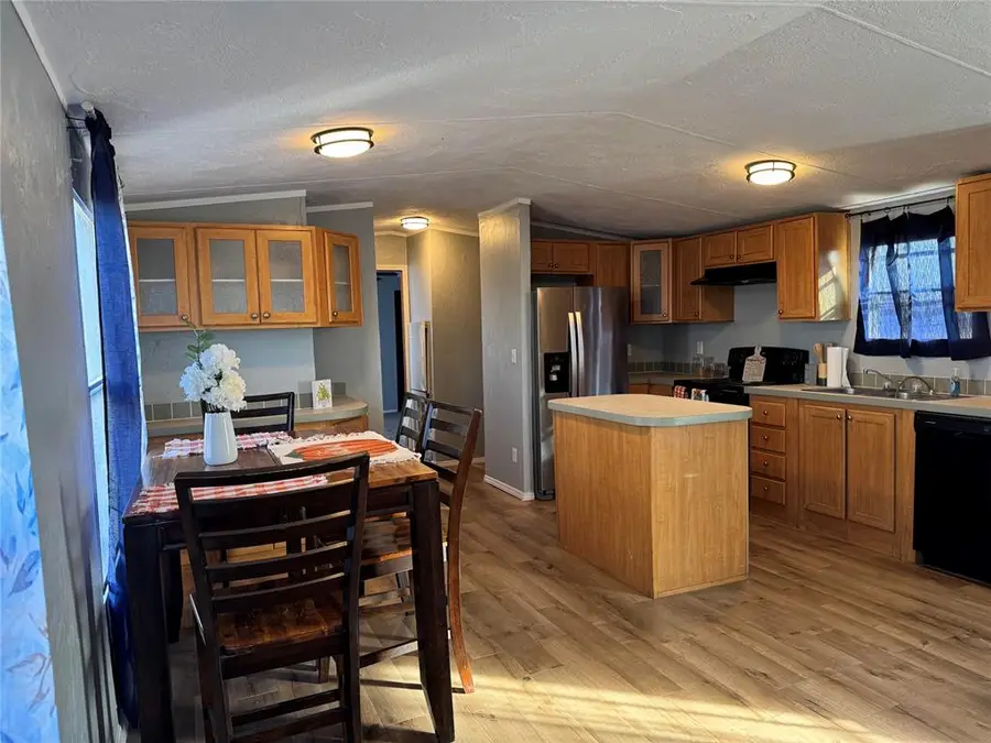 1812 Breezeway Heights, Harrah, OK 73045 - Image #3